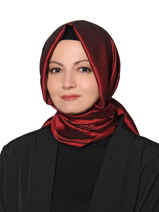 esra hoca.JPG (151 KB)